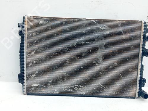 Used Water radiator Water radiator 36132640 36132640