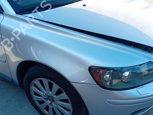 right-front-fenders-volvo-v50-545-2003-2004-2005-2006-2007-2008-2009-2010-2011-2012-37592747 main image