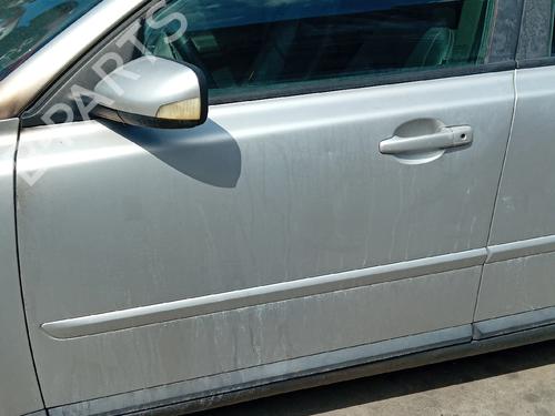 Used Left front door Left front door 37606351 37606351