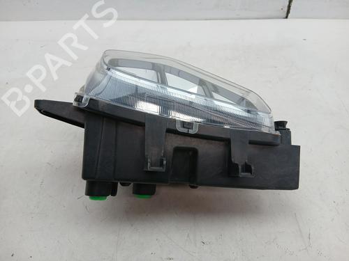 Right front fog light VW TAIGO (CS1) 1.0 TSI | BP37642073C31 - Image 4