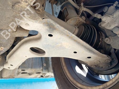 Used Left front suspension arm Left front suspension arm 37645540 37645540