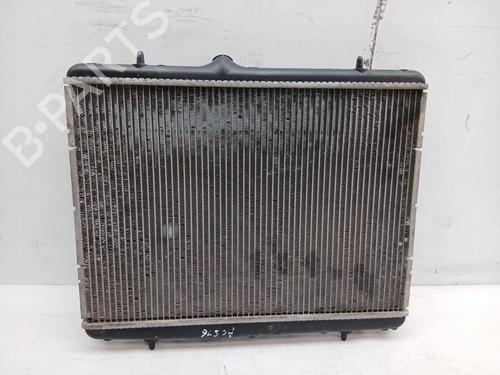 Used Water radiator Water radiator 30300485 30300485