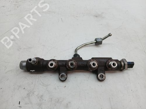 Used Injection rail Injection rail 26207101 26207101