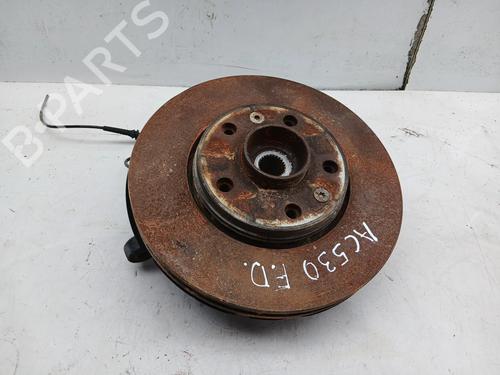 Used Right front steering knuckle Right front steering knuckle MITSUBISHI ASX (VSX_, VSE_) 1.3 MHEV (VSXG3) (140 hp) 30970623 30970623
