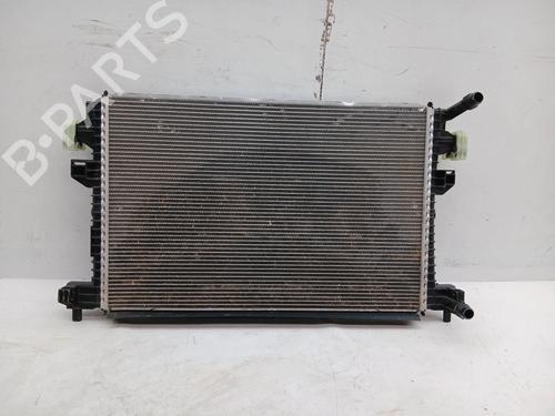 Used Water radiator Water radiator 37995884 37995884