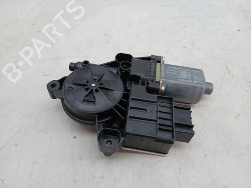 Motore alzacristalli anteriore destro Motore alzacristalli anteriore destro 38321502 38321502