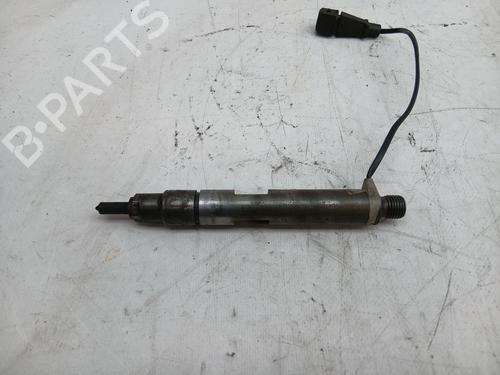 injector-audi-a4-b5-8d2-1994-1995-1996-1997-1998-1999-2000-2001-38332540 main image