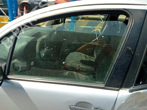 Used Front left door window Front left door window 38412667 38412667