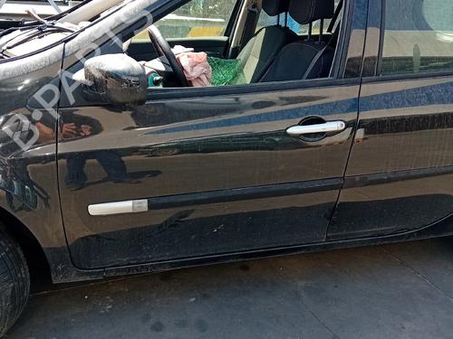 Used Left front door Left front door 38414068 38414068