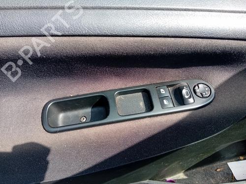 Used Left front window switch Left front window switch 38444250 38444250
