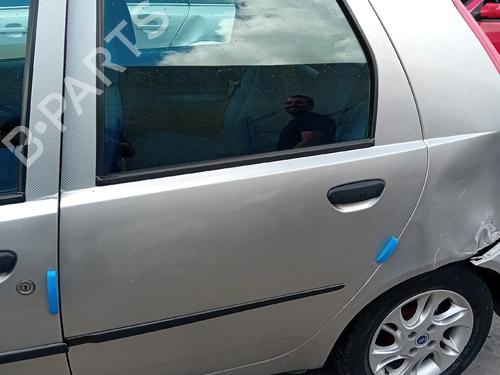 Used Left rear door Left rear door 38518208 38518208