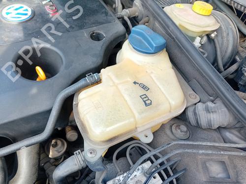 expansion-tank-vw-passat-b5-3b2-1996-1997-1998-1999-2000-2001-38685106 main image