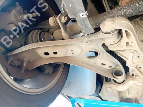 Brazo Suspension delantero derecho Brazo Suspension delantero derecho 38705396 38705396