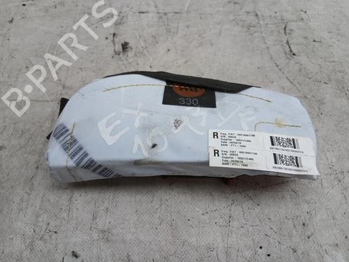 right-seat-airbag-fiat-500l-351_-352_-14-199lyb1b-2012-22345899 main image