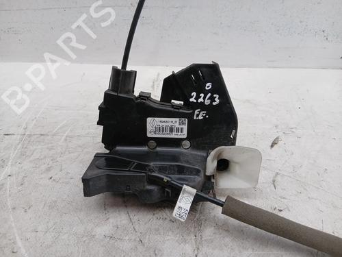front-left-lock-renault-megane-iv-grandtour-k9amn_-2016-37443973 main image