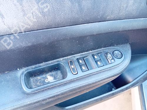Used Left front window switch Left front window switch 39382208 39382208