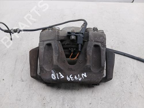 Used Right front brake caliper Right front brake caliper 31138521 31138521