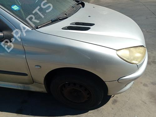 Used Right front fenders Right front fenders 39382319 39382319