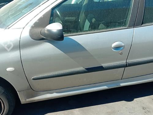 Used Left front door Left front door 39382324 39382324