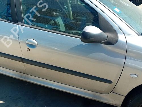 Used Right front door Right front door 39382327 39382327
