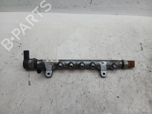 Used Injection rail Injection rail 36041567 36041567