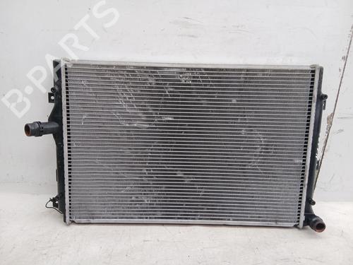 Used Water radiator Water radiator 31335326 31335326