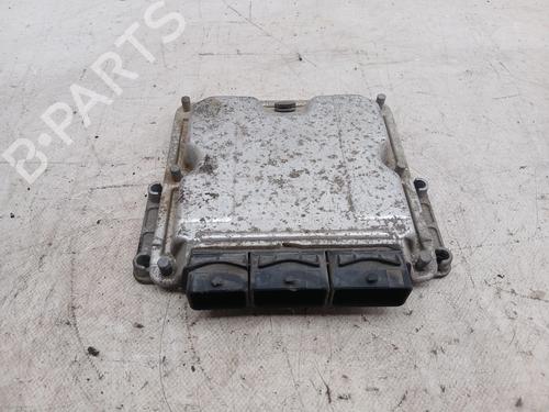 Used Engine control unit (ECU) Engine control unit (ECU) RENAULT LAGUNA II Grandtour (KG0/1_) 1.9 dCi (KG0G) (120 hp) 39589365 39589365