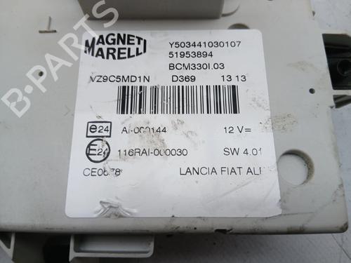 Fuse box FIAT 500L (351_, 352_) 1.3 D Multijet (199.LYM11, 199.LYM1A) | BP39963510E1 - Image 5