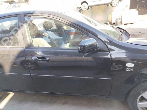 right-front-door-chevrolet-nubira-saloon-2005-2006-2007-2008-2009-2010-2011-2012-40045408 main image