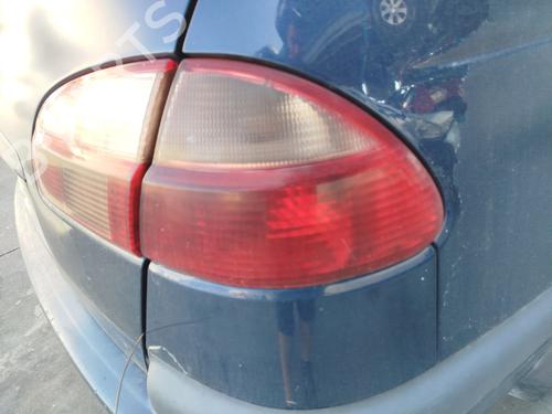 Used Right taillight Right taillight TOYOTA AVENSIS (_T22_) 2.0 D-4D (CDT220_, CDT220R) (110 hp) 40045487 40045487