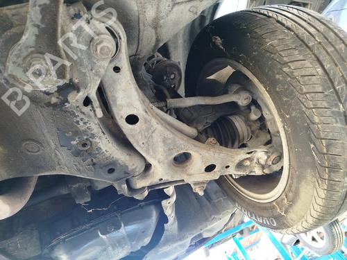 Used Right front suspension arm Right front suspension arm TOYOTA AVENSIS (_T22_) 2.0 D-4D (CDT220_, CDT220R) (110 hp) 40045512 40045512