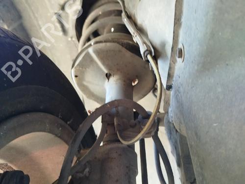 Used Right front shock absorber Right front shock absorber TOYOTA COROLLA Saloon (_E12_) 1.4 VVT-i (ZZE120_, ZZE120R) (97 hp) 40045568 40045568