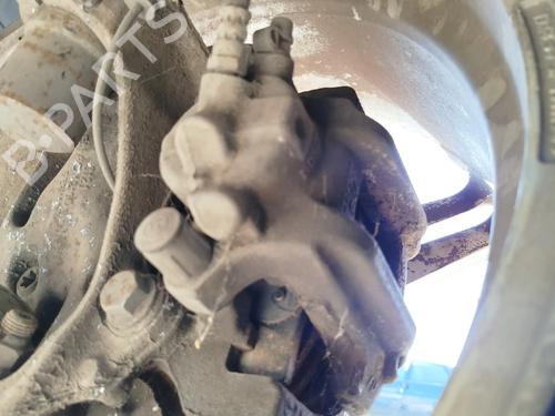 Used Right front brake caliper Right front brake caliper BMW 3 Touring (F31) 318 d (143 hp) 40045620 40045620