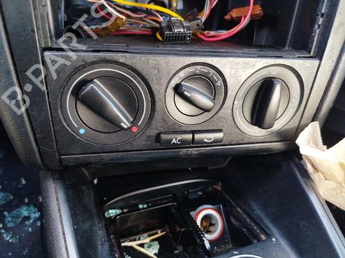 Used Switch Switch VW GOLF IV (1J1) 1.4 16V (75 hp) 40187138 40187138