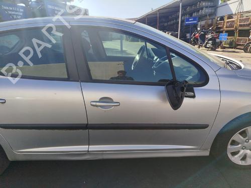 Used Right front door Right front door PEUGEOT 207 (WA_, WC_) 1.4 16V (95 hp) 40267966 40267966