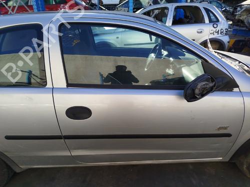 Used Right front door Right front door OPEL CORSA C (X01) 1.7 DTI (F08, F68) (75 hp) 40267982 40267982