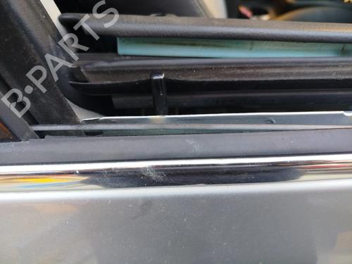 front-right-door-window-vw-passat-b55-variant-3b6-2000-2001-2002-2003-2004-2005-40508656 main image