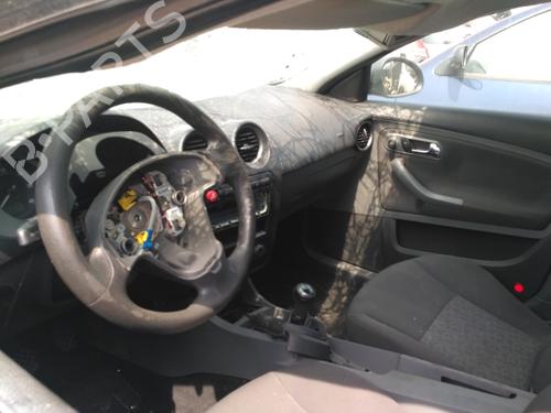 Engine control unit (ECU) SEAT IBIZA III (6L1) 1.2 | BP9858423M57