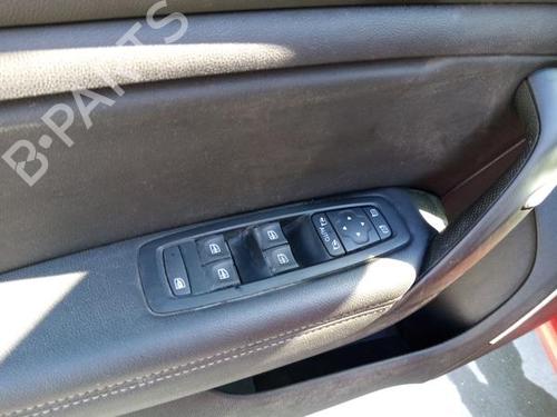 Boîte à Fusibles RENAULT MEGANE IV Hatchback (B9A/M/N_) 1.5 dCi 110 (B9A3) | BP13635216E1 