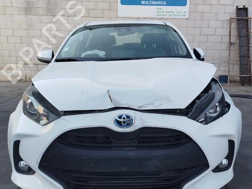 Left front fog light TOYOTA YARIS (_P21_, _PA1_, _PH1_) 1.5 Hybrid (MXPH10, MXPH11) | BP29161600C30 