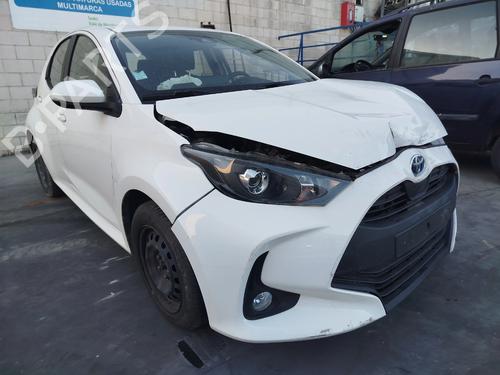 Left front fog light TOYOTA YARIS (_P21_, _PA1_, _PH1_) 1.5 Hybrid (MXPH10, MXPH11) | BP29161600C30 