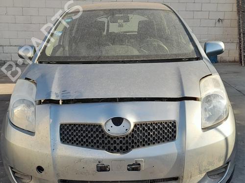 Gebruikte TOYOTA YARIS (_P9_) 1.4 D-4D (NLP90_, NLP90R) (90 hp) 4245917 Onderdelen