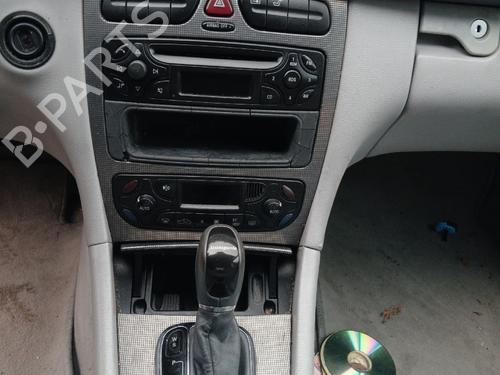 Left sideskirt MERCEDES-BENZ C-CLASS (W203) C 200 Kompressor (203.045) | BP32173526C115 