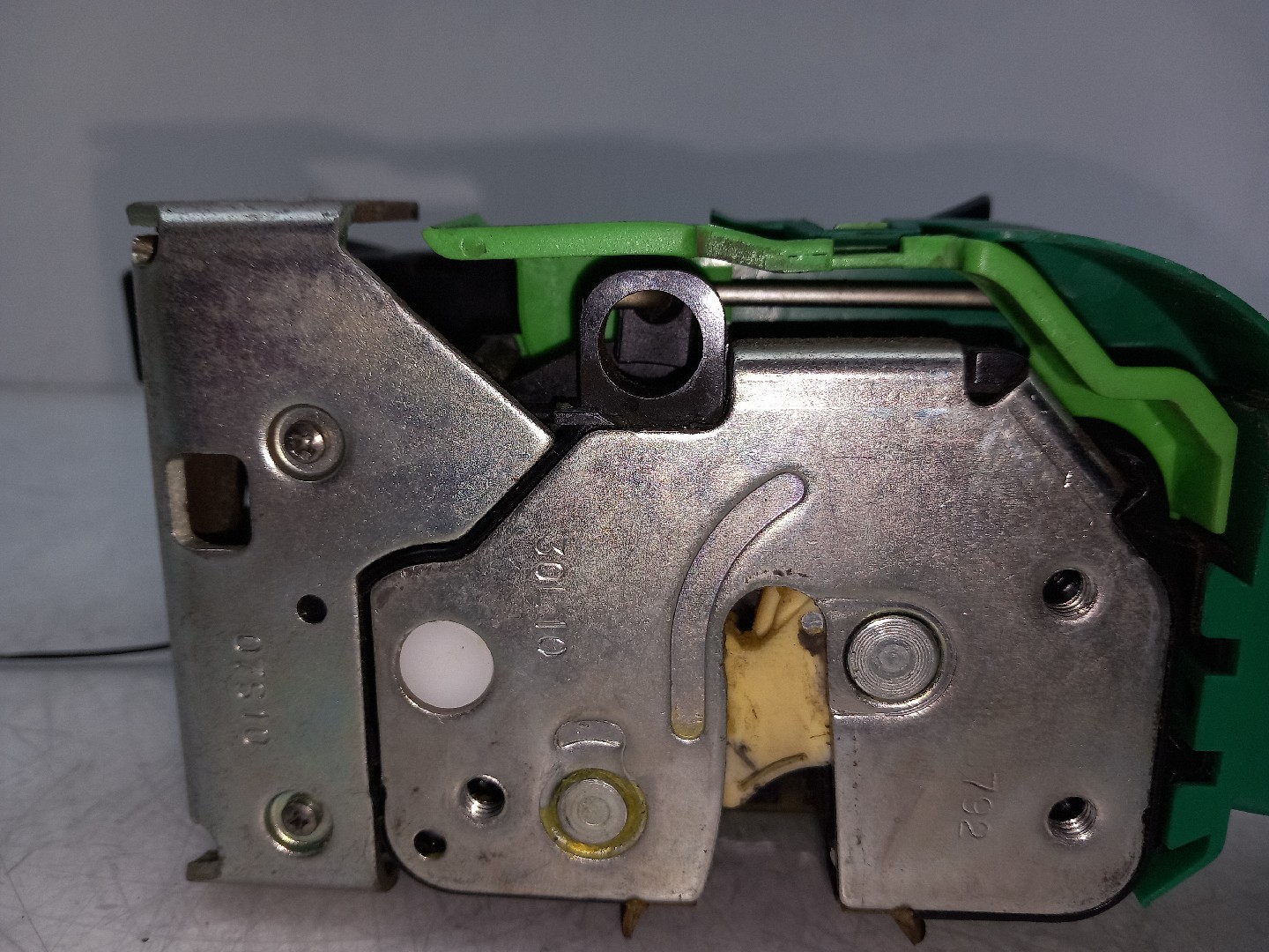 SERRURE AVANT GAUCHE ALFA ROMEO MITO PHASE 1 50522855 EUR 50,00