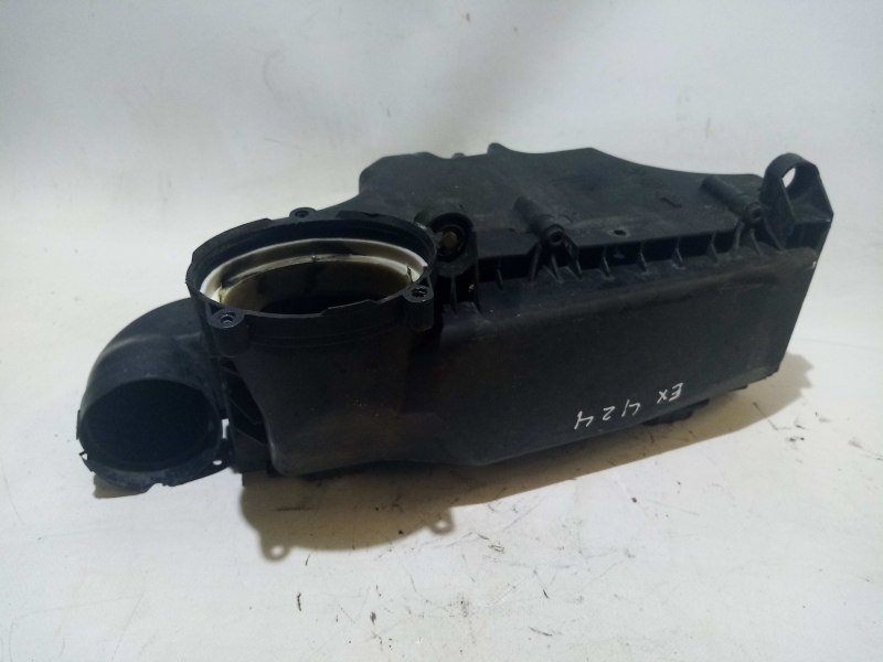 Air filter box PEUGEOT 308 SW I (4E_, 4H_) 1.6 HDi 5000077 BParts