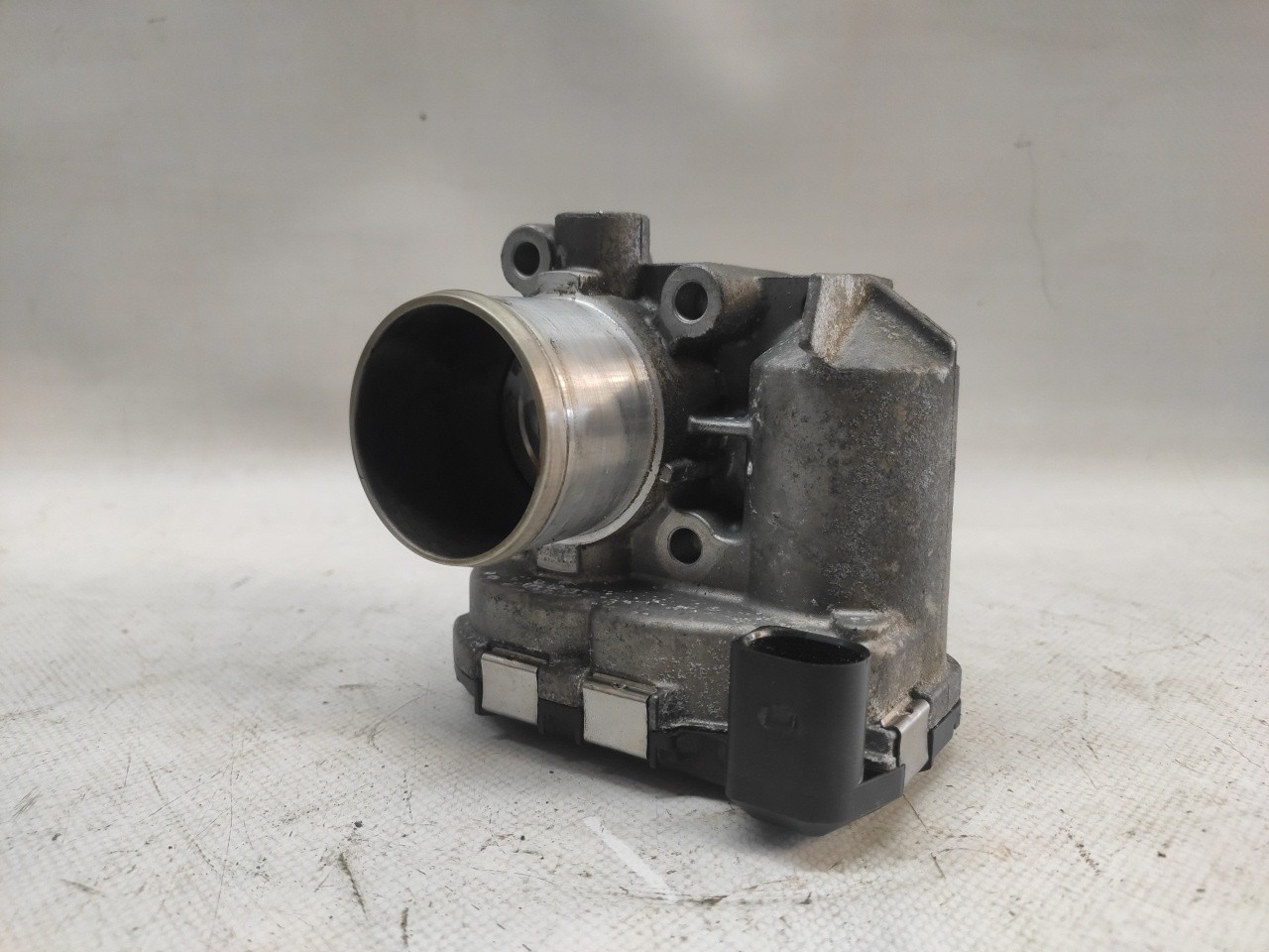 Throttle body NISSAN QASHQAI / QASHQAI +2 I (J10, NJ10, JJ10E) 2.0 dCi