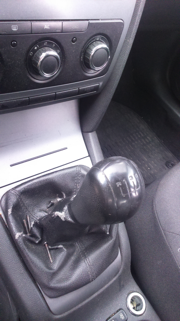 Third brake light SKODA OCTAVIA II (1Z3) BParts