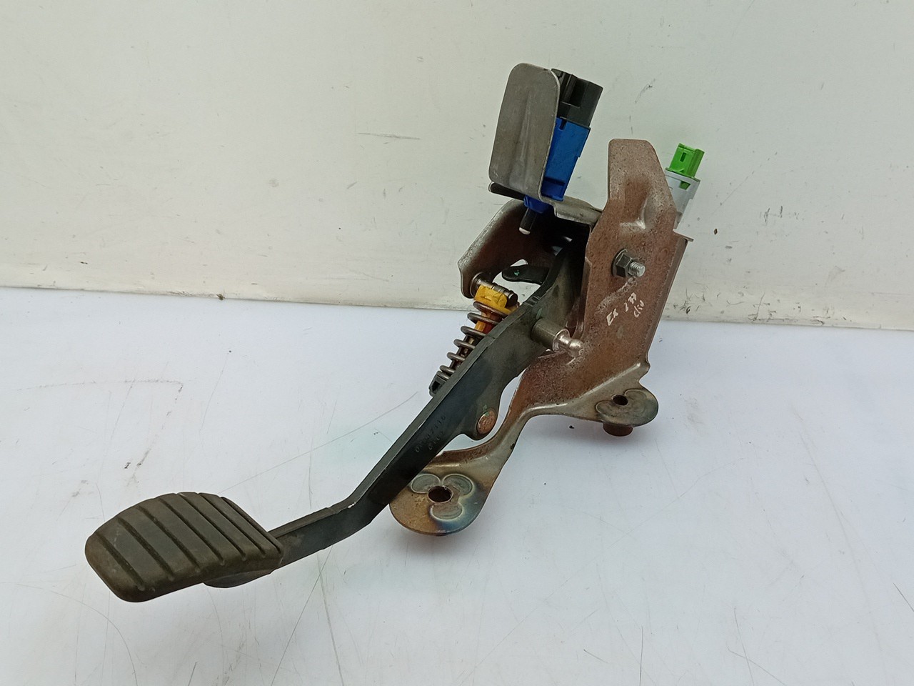 BOSCH Ruitenwissermotor van originele kwaliteit RENAULT CLIO BOSCH Ruitenwissermotor van originele kwaliteit RENAULT CLIO