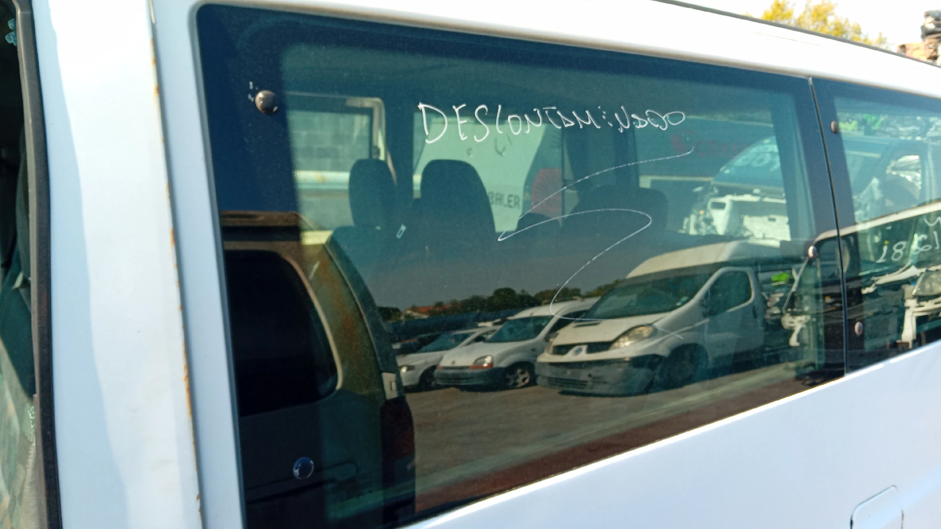 W638 Rear Rear left quarter glass MERCEDES-BENZ VITO Bus (W638) 110 CDI 2.2 (638. ...