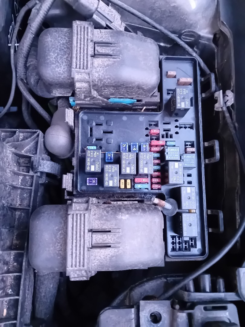 ford mondeo cigarette lighter fuse mk4 2009 petrol/diesel Used Fuse box FORD MONDEO